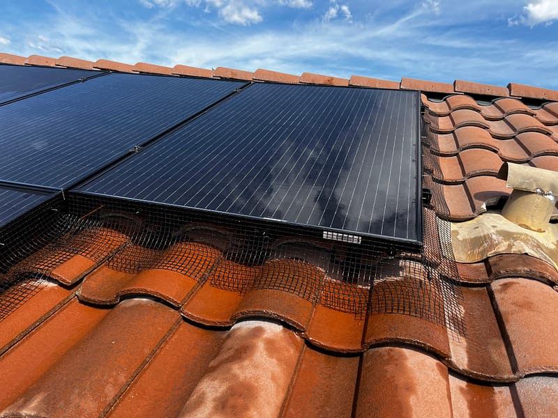clean solar panels in a rooftop in Phoenix, AZ